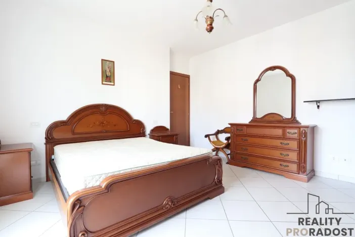 Prodej bytu 3+1, Villa Rosa,, 91 m2