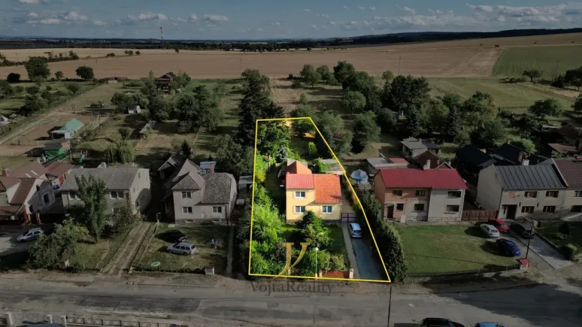 Prodej rodinného domu, Cholina, 160 m2