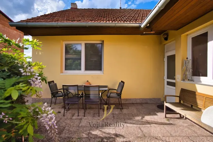 Prodej rodinného domu, Cholina, 160 m2