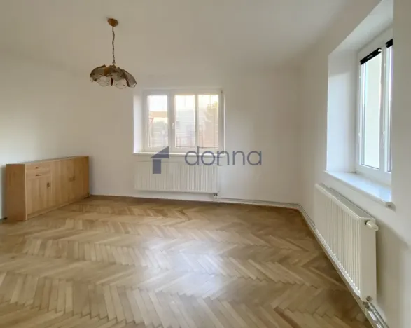 Pronájem bytu 2+1, Praha, Formanská, 70 m2
