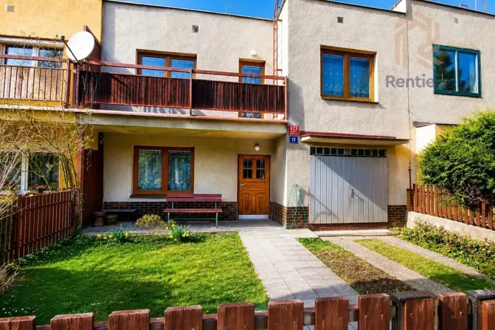 Prodej rodinného domu, Praha - Ruzyně, Kralupská, 256 m2