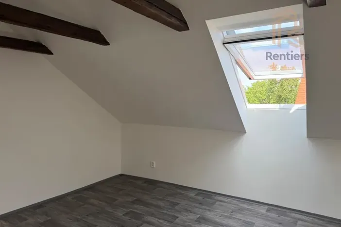 Prodej rodinného domu, Rostoklaty, 145 m2