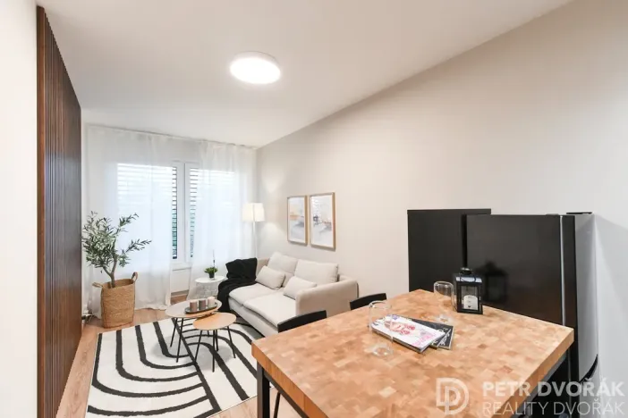 Pronájem bytu 2+kk, Praha - Strašnice, Počernická, 40 m2