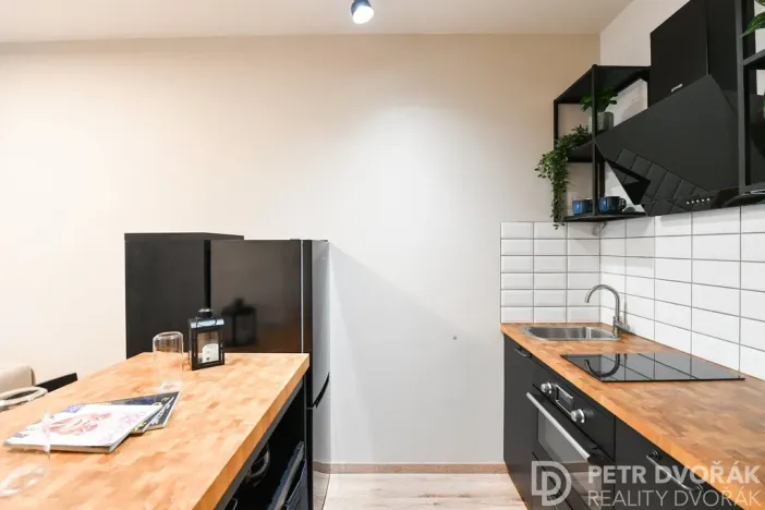 Pronájem bytu 2+kk, Praha - Strašnice, Počernická, 40 m2
