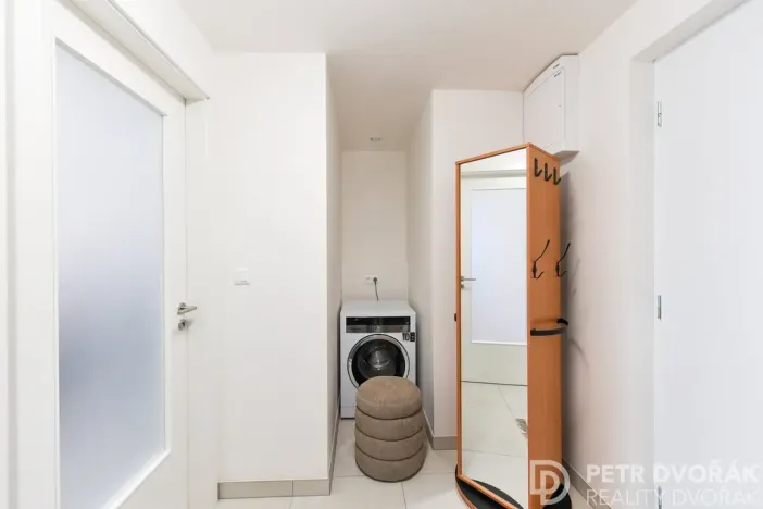 Pronájem bytu 2+kk, Praha - Strašnice, Počernická, 40 m2