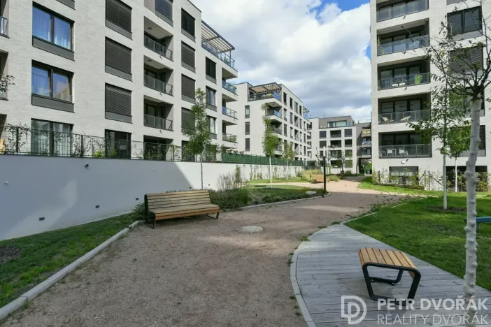 Pronájem bytu 2+kk, Praha - Strašnice, Počernická, 40 m2