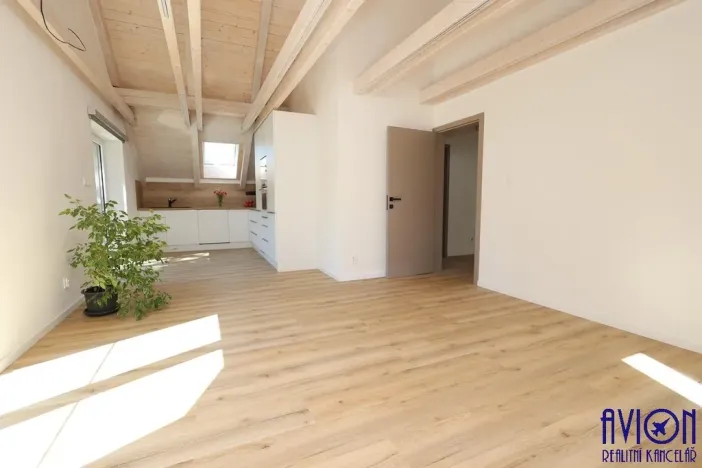 Pronájem bytu 4+kk, Praha - Stodůlky, V borovičkách, 105 m2