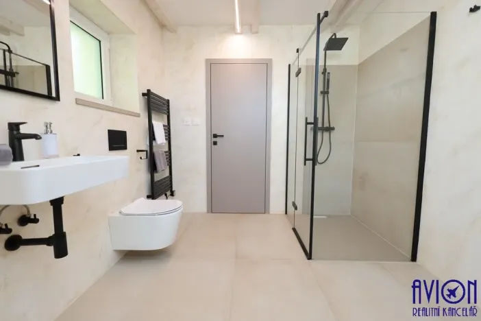 Pronájem bytu 4+kk, Praha - Stodůlky, V borovičkách, 105 m2