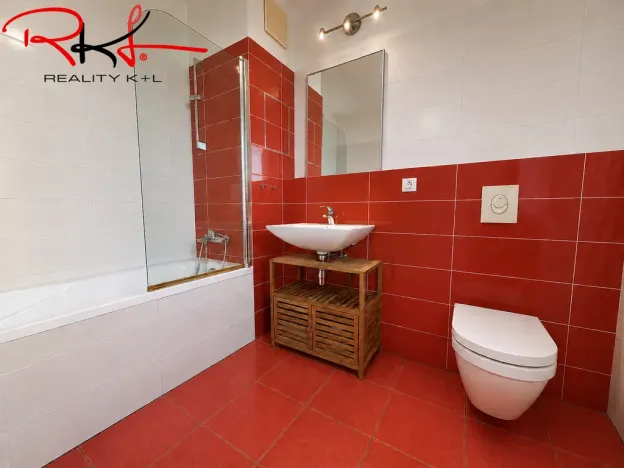 Pronájem bytu 2+kk, Praha, Sousedíkova, 65 m2