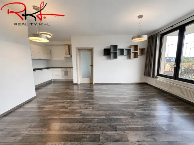 Pronájem bytu 2+kk, Praha, Sousedíkova, 65 m2