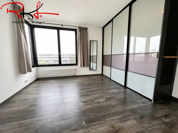 Pronájem bytu 2+kk, Praha, Sousedíkova, 65 m2
