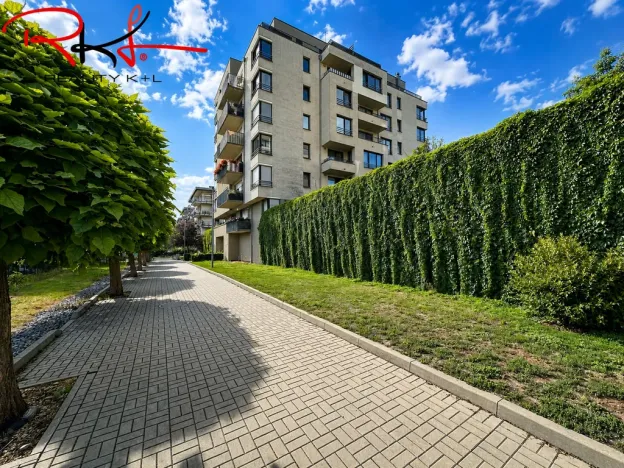 Pronájem bytu 2+kk, Praha, Sousedíkova, 65 m2