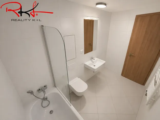 Pronájem bytu 2+kk, Praha, Pod Harfou, 49 m2