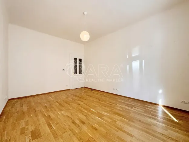 Pronájem bytu 2+kk, Praha - Nusle, Oldřichova, 47 m2