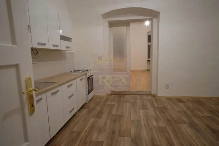Pronájem bytu 3+1, Jaroměř - Josefov, 79 m2