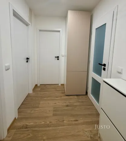 Pronájem pokoje, Hradec Králové - Slezské Předměstí, Markovická, 23 m2