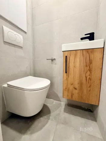 Pronájem pokoje, Hradec Králové - Slezské Předměstí, Markovická, 23 m2