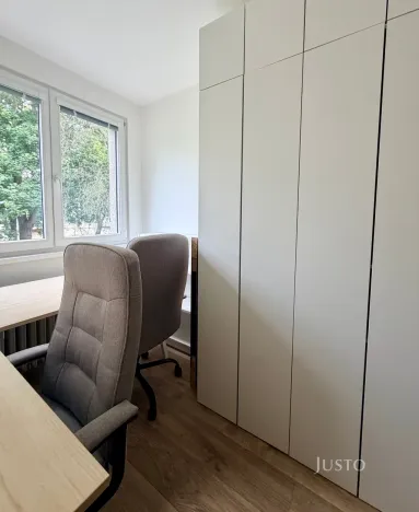 Pronájem pokoje, Hradec Králové - Slezské Předměstí, Markovická, 18 m2