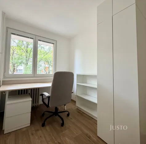Pronájem pokoje, Hradec Králové - Slezské Předměstí, Markovická, 15 m2