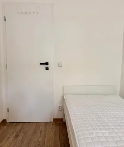Pronájem pokoje, Hradec Králové - Slezské Předměstí, Markovická, 15 m2