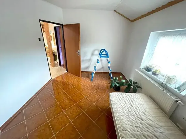 Pronájem bytu 1+kk, Praha - Újezd nad Lesy, Hrádková, 16 m2