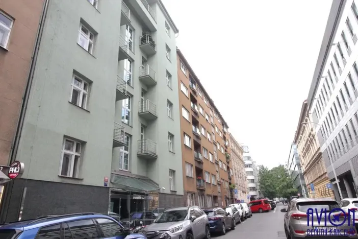 Pronájem kanceláře, Praha - Smíchov, Bozděchova, 50 m2