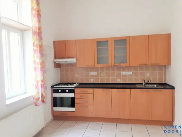 Pronájem bytu 2+1, Praha - Bubeneč, Korunovační, 70 m2