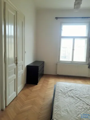 Pronájem bytu 2+1, Praha - Bubeneč, Korunovační, 70 m2