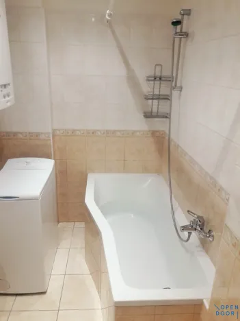 Pronájem bytu 2+1, Praha - Bubeneč, Korunovační, 70 m2