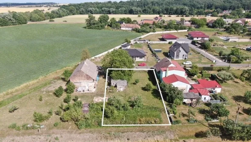 Prodej pozemku pro bydlení, Brloh, 813 m2