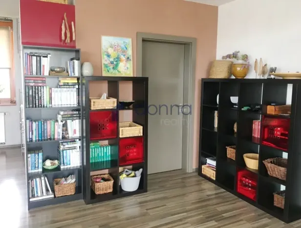 Pronájem bytu 2+kk, Praha, Květinková, 70 m2