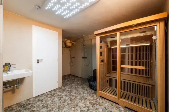 Prodej komerční nemovitosti, Lipno nad Vltavou - Slupečná, 28 m2