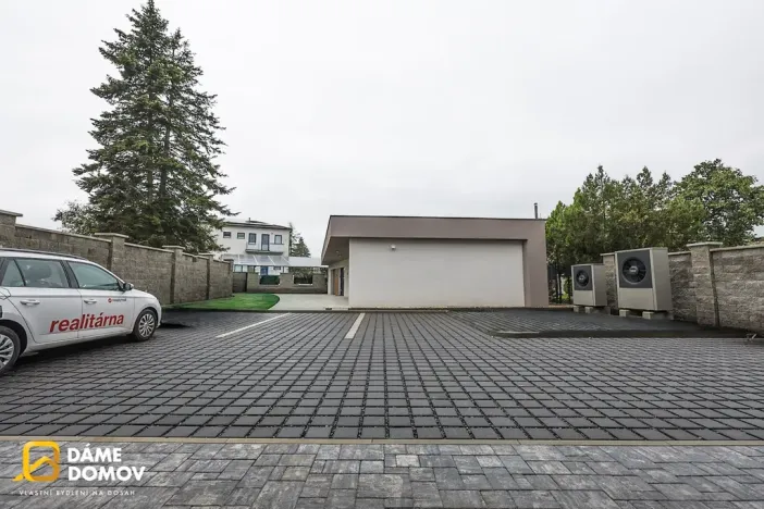 Pronájem bytu 3+1, Dubňany, Komenského, 129 m2