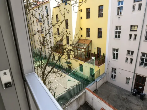 Pronájem bytu 2+kk, Praha - Nové Město, Koubkova, 51 m2