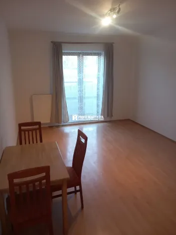 Pronájem bytu 2+kk, Zbuzany, Lomená, 66 m2