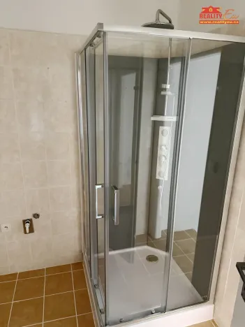 Pronájem bytu 2+1, Náchod, Hrašeho, 58 m2