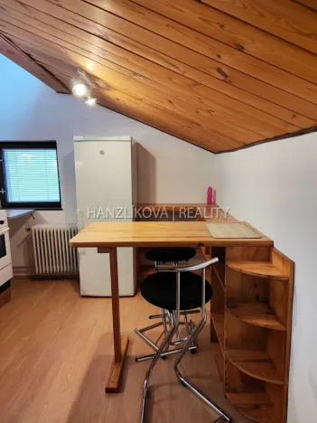Pronájem bytu 2+1, České Budějovice - České Budějovice 6, Palmová, 54 m2