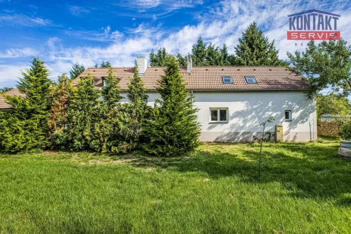 Prodej rodinného domu, Zalužany, 175 m2