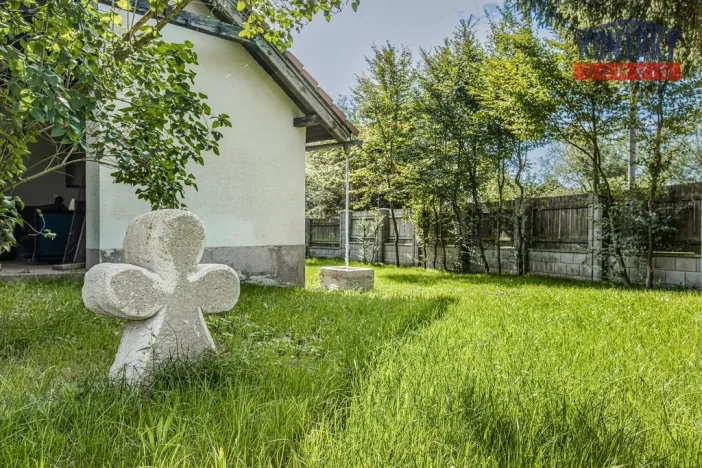 Prodej rodinného domu, Zalužany, 175 m2