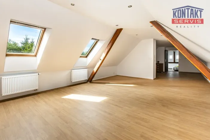 Prodej rodinného domu, Zalužany, 175 m2