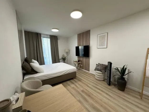 Pronájem bytu 1+kk, Praha - Košíře, Plzeňská, 26 m2