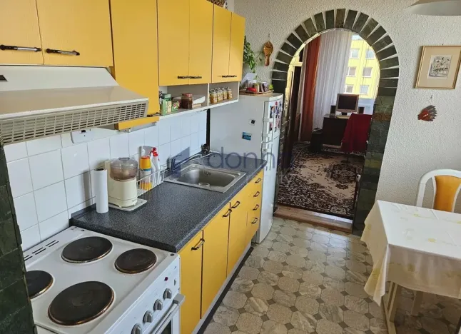 Pronájem bytu 3+1, Praha, Wassermannova, 80 m2