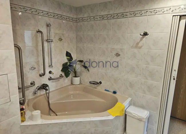 Pronájem bytu 3+1, Praha, Wassermannova, 80 m2