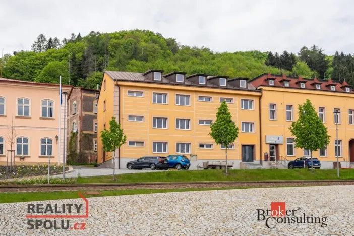 Prodej bytu 1+kk, Žacléř, Rýchorské náměstí, 23 m2