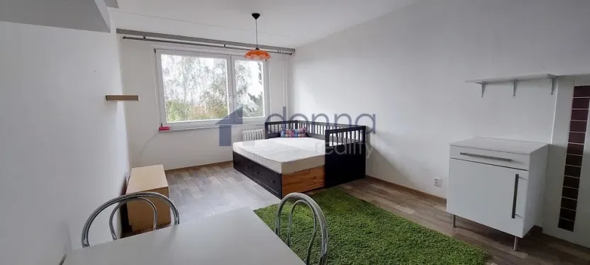 Pronájem bytu 1+kk, Praha, Pirinská, 30 m2