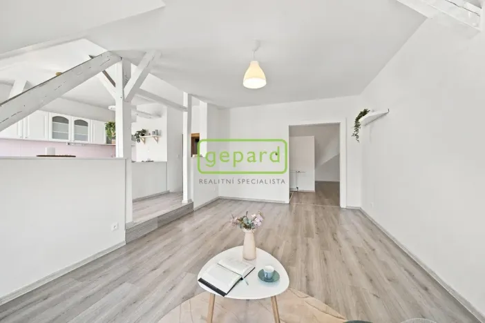 Prodej bytu 3+1, Kralupy nad Vltavou, Lidové nám., 90 m2