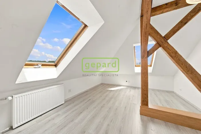 Prodej bytu 3+1, Kralupy nad Vltavou, Lidové nám., 90 m2