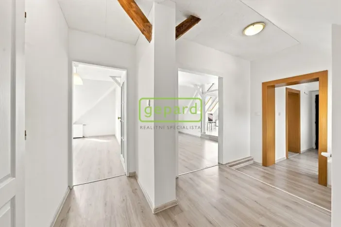 Prodej bytu 3+1, Kralupy nad Vltavou, Lidové nám., 90 m2