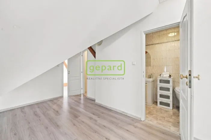 Prodej bytu 3+1, Kralupy nad Vltavou, Lidové nám., 90 m2