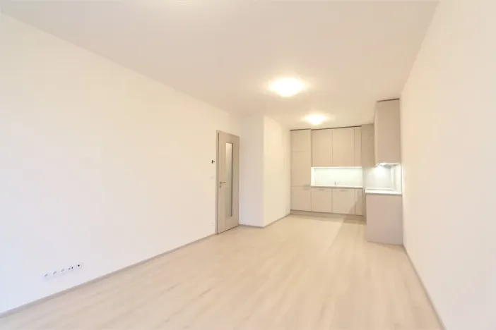 Pronájem bytu 2+kk, Praha - Letňany, Hlučkova, 60 m2